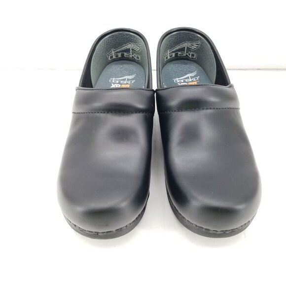 Dansko XP 2.0 Women's Clogs Black Nursing Waterproof Pull Up 36 Wide - Picture 2 of 10